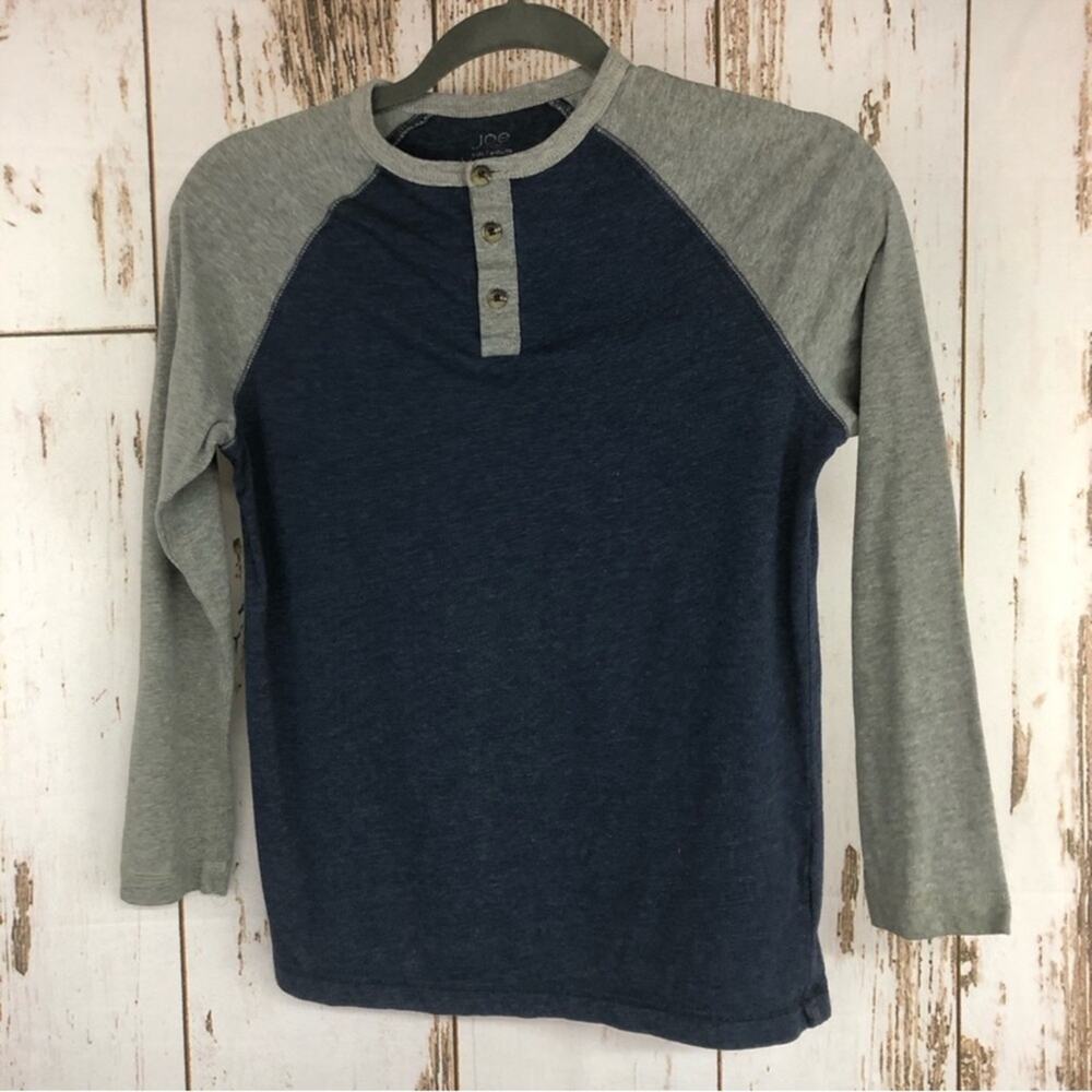 Joe Fresh Boys Shirt, Size L(10/12). In excellent condition!